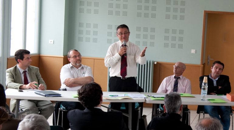 Michel Baylac (au micro), Président de la SAFER GHL, et Laurent Forest (à droite), Président du Comité technique 31, deux niveaux d’intervention mais un même but : la préservation du foncier agricole.