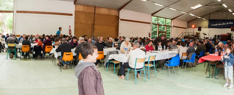 200 personnes pour un repas sous le signe de l'amitié et la solidarité.