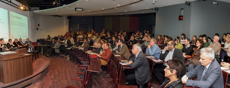 Plus de 150 personnes sont venues échanger sur avec des spécialistes de tous horizons sur les moyens de développer le potentiel de la filière céréalière en termes de valeur ajoutée et d’emplois.