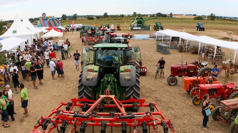 Matériels anciens ou de haute-technologie, toutes les agricultures étaient représentées à Merville.