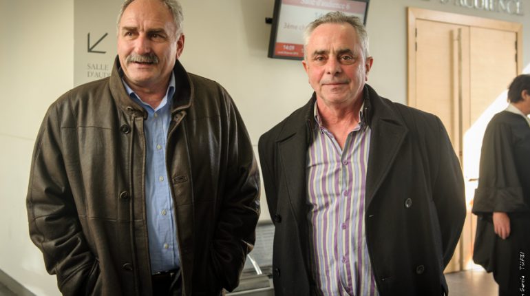 Jean-François Renoux et Jean-Claude Labit à la sortie de la salle d'audience