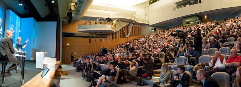 Salle comble et public très attentif pour ces 5èmes Rencontres avec Louis Gallois.