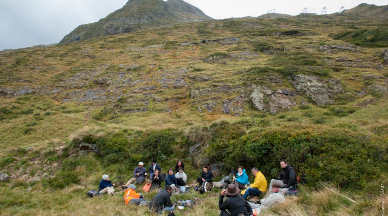 Même la pause pique-nique en haut de l'estive était studieuse.