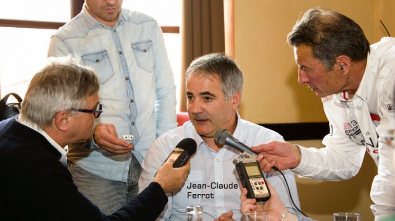 Jean-Claude Ferrot témoigne de son accident et ses conséquences lors d'une conférence de presse à Toulouse