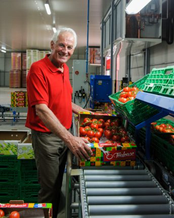 Zéro pétrole, zéro phytos, zéro rejets … Les tomates de Gilles Briffaud, Président des « Serres de Bessières », partent à l’assaut du marché toulousain avec de sérieux atouts.