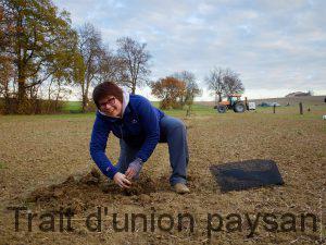 La société de Sandrine Queyroi, Easytri, a financé l'achat des plants d'arbre.