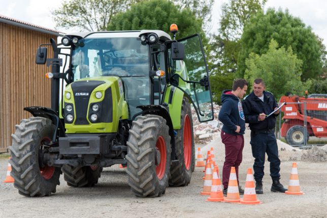 Ambiance détendue, même si les jeunes ont redoublé d'efforts et d'attention pour avoir les meilleurs résultats.