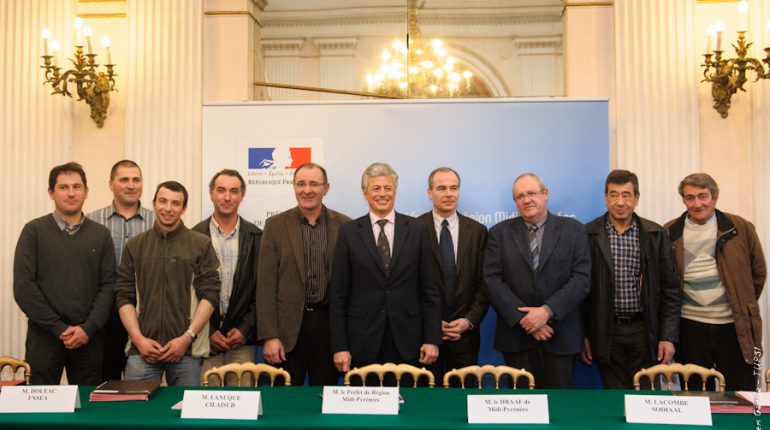 Les signataires de la charte d'engagement unique en France